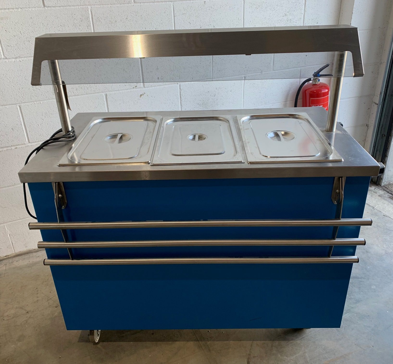 Victor mobile servery unit